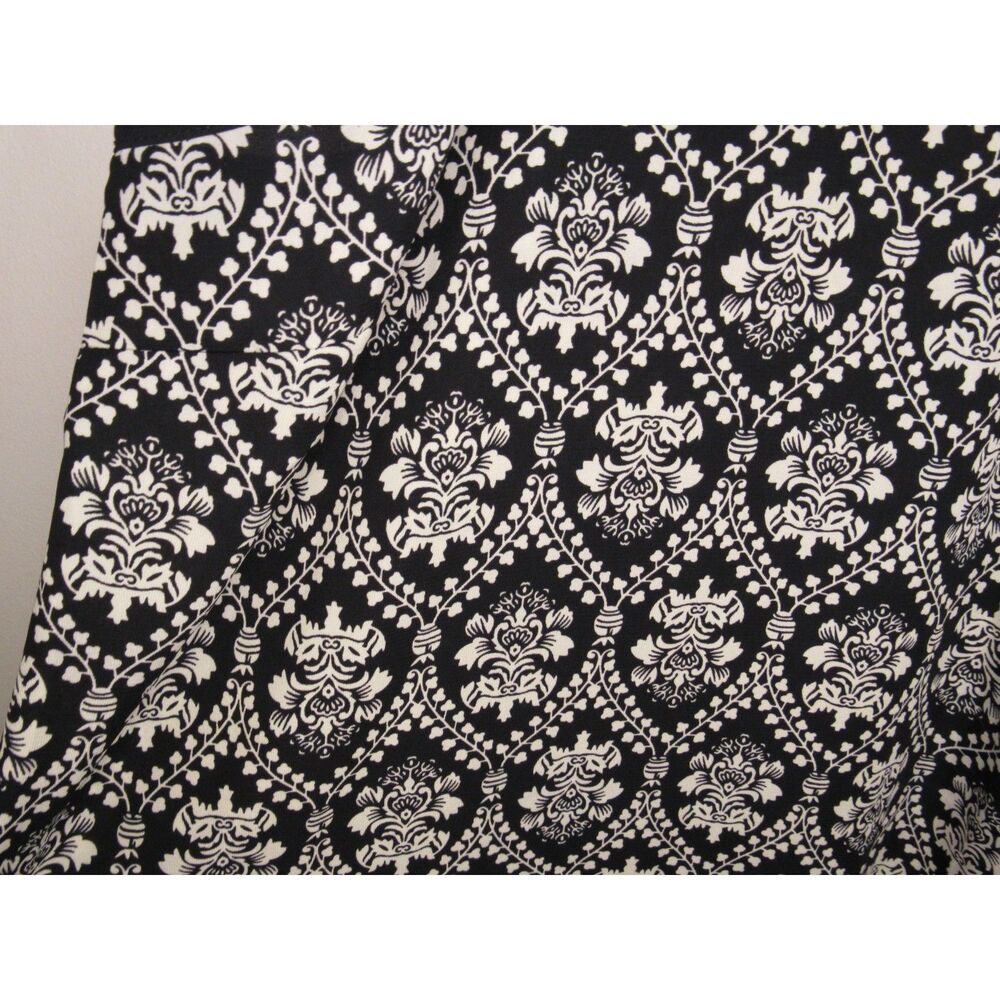 Beautiful Damask Print Sleeveless Monteau Dress NWOT! Size Lg. - Picture 3 of 7